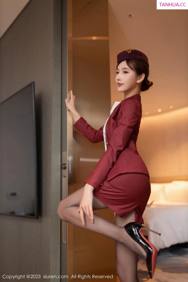 陆萱萱  [XiuRen]高清写真图 2023.10.26 No.7569 陆萱萱 黑丝美腿第16张图片